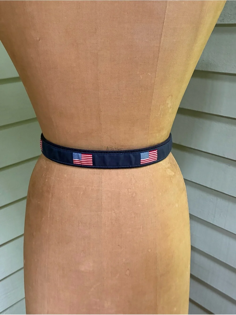 Vineyard Vines by Shep & Ian Leather Canvas American Flag Belt USA Boys size 26